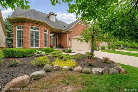 5510 River Park Drive, Waterford, MI 48327