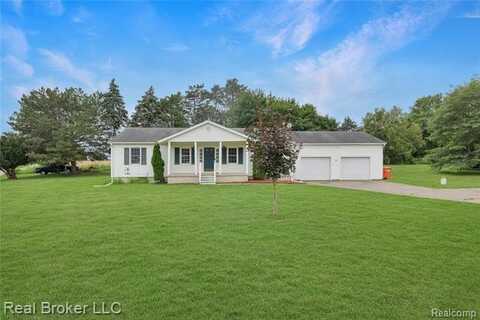 1975 W Hibbard Road, Owosso, MI 48867