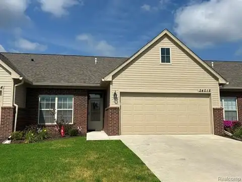 24018 White Pine Street, Flat Rock, MI 48134