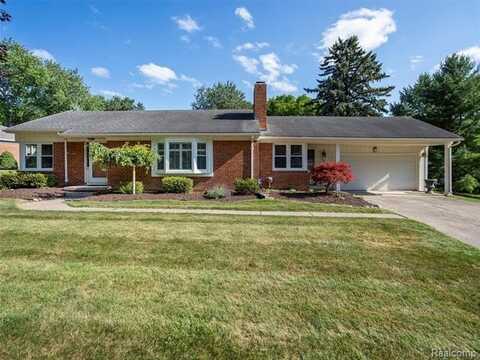 2645 Ayrshire Drive, Bloomfield Hills, MI 48302