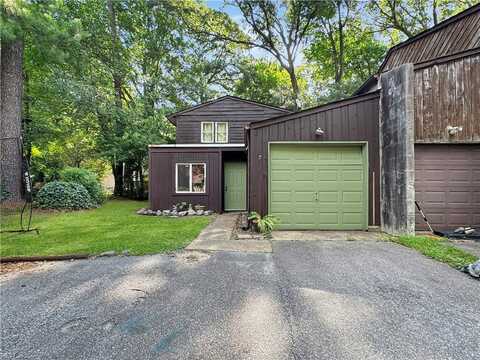 7 Keswick Circle, Chesapeake, VA 23320