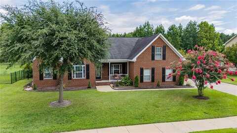 6025 Mainsail Lane, Suffolk, VA 23435