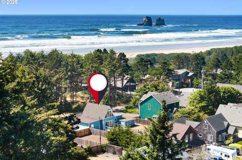 17905 OCEAN BLVD, Rockaway Beach, OR 97136