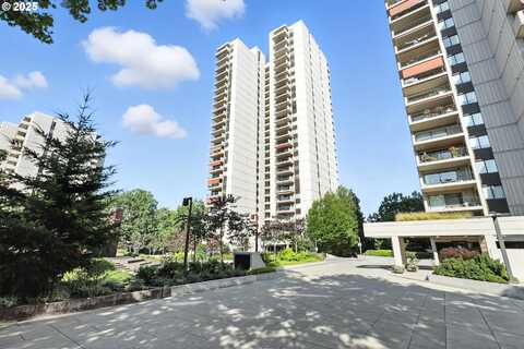 2221 SW 1ST AVE, Portland, OR 97201