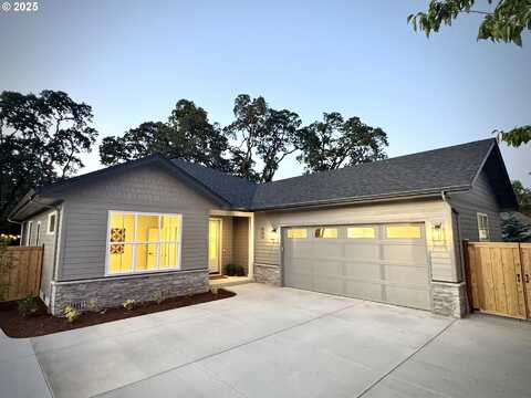 945 OAK MEADOWS PL, Springfield, OR 97477