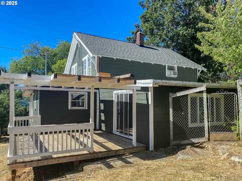 554 CEDAR ST, Sutherlin, OR 97479