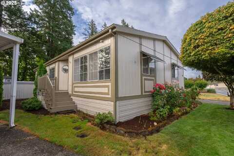 13900 SE HWY 212, Clackamas, OR 97015