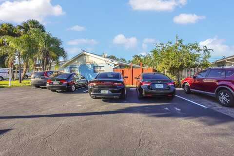 512 Holly Drive, Palm Beach Gardens, FL 33410