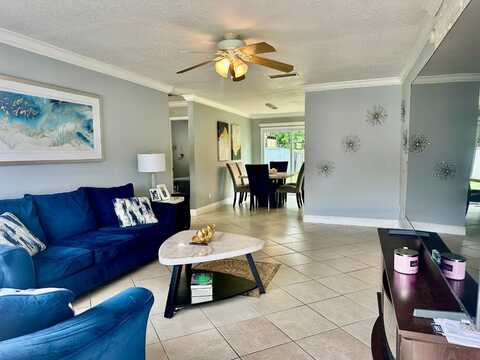 7663 Lantana Road, Lake Worth, FL 33467
