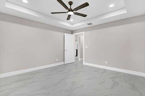 4602 SW Savona Boulevard, Port Saint Lucie, FL 34953
