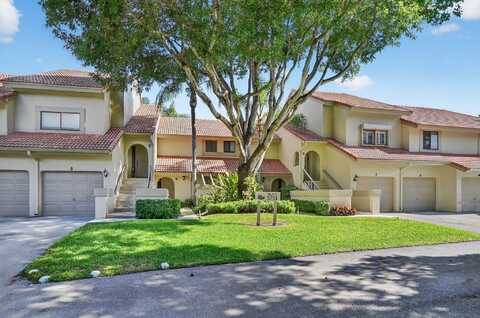 5751 Coach House Circle, Boca Raton, FL 33486