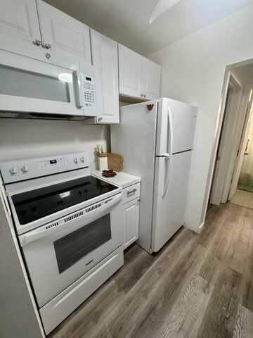 113 N Lakeside 3 Drive, Lake Worth, FL 33460