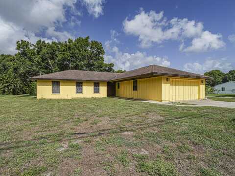 895 20th Avenue, Vero Beach, FL 32960