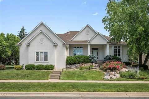 6998 Kenmare Drive, Bloomington, MN 55438