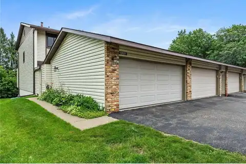 13521 Heather Hills Drive, Burnsville, MN 55337