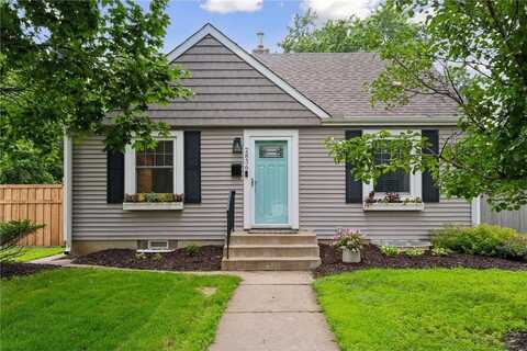 2856 Florida Avenue S, Saint Louis Park, MN 55426