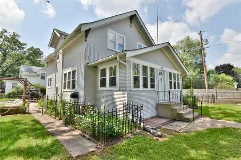 927 8th Avenue N, Saint Cloud, MN 56303