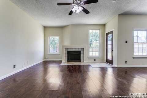 11019 Moonlit Park, San Antonio, TX 78249