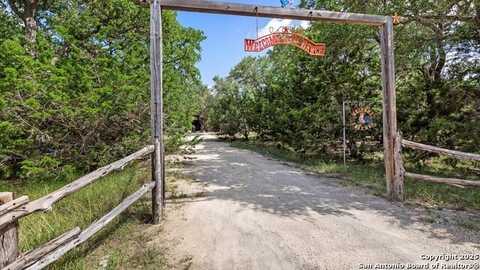 857 Derrick, Spring Branch, TX 78070