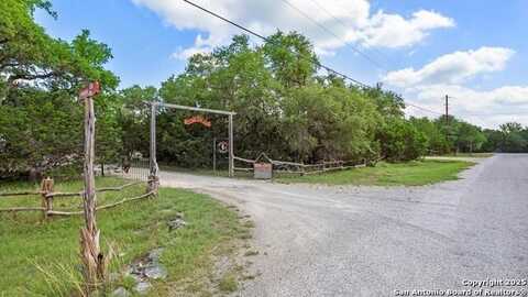857 Derrick, Spring Branch, TX 78070
