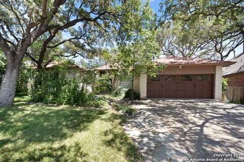 9310 Harvest Trl, San Antonio, TX 78250