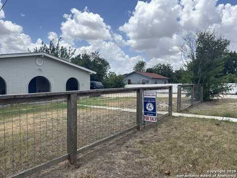 378 E Petaluma, San Antonio, TX 78221