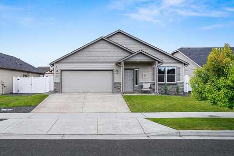 8515 W Pirates Ct, Spokane, WA 99224