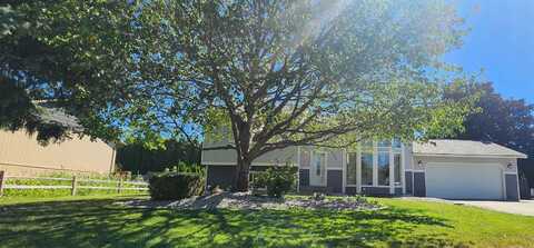 5706 N Haye St, Newman Lake, WA 99025