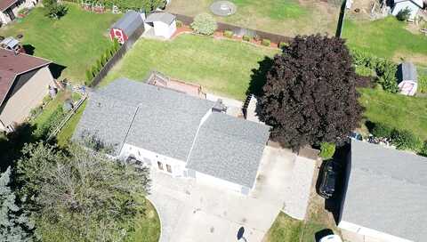 5706 N Haye St, Newman Lake, WA 99025