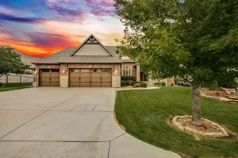 1512 N Ridgehurst St, Wichita, KS 67230