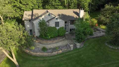 E13019 Fairfield Road, Baraboo, WI 53913