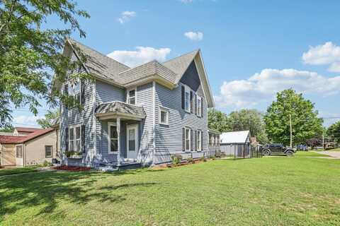 1408 1st Center Avenue, Brodhead, WI 53520
