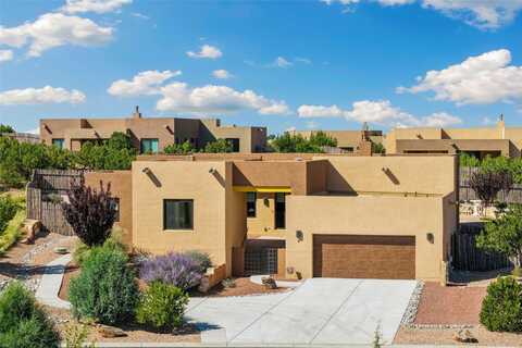 9 Via Harena, Santa Fe, NM 87507