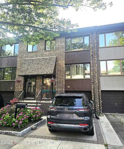 85 Dogwood Lane, Staten Island, NY 10305