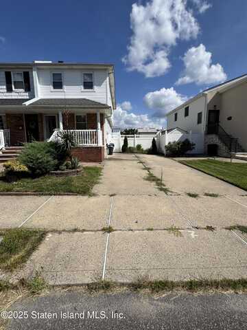 35 Dierauf Street, Staten Island, NY 10312