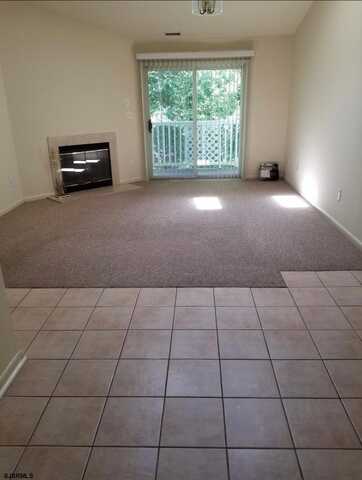 4 L Oyster Bay Rd, Absecon, NJ 08201