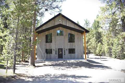 4393 Sasquatch Ave, Island Park, ID 83429