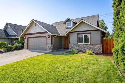 1499 SW David Drive, Grants Pass, OR 97527