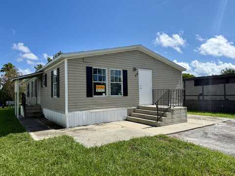 48 Downing Street, Sanford, FL 32773