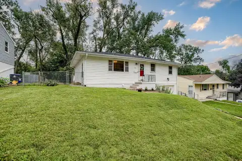 138 HAPPY HOLLOW Boulevard, COUNCIL BLUFFS, IA 51503