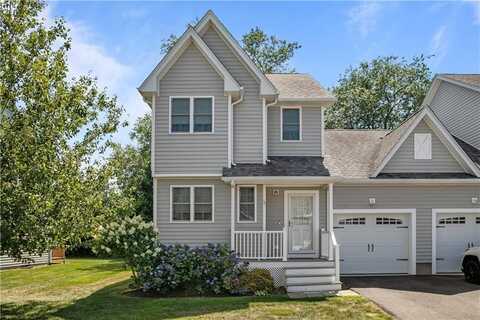 32 Seafare Lane, Portsmouth, RI 02871