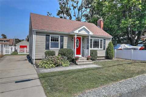 9 Norman Street, Cumberland, RI 02864