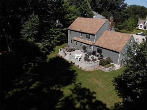 7 Pine Grove Circle, Smithfield, RI 02828