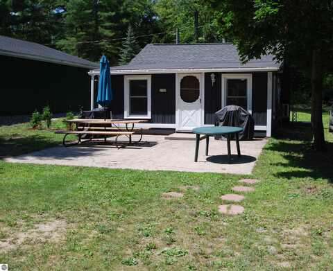 2195 Henry Street, West Branch, MI 48661