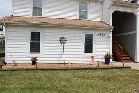 5803 SW 22nd Ter, Topeka, KS 66614