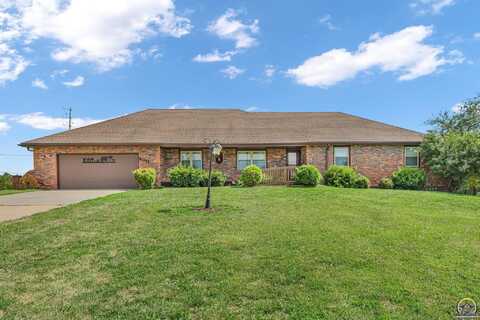 6017 SW 46th ST, Topeka, KS 66610