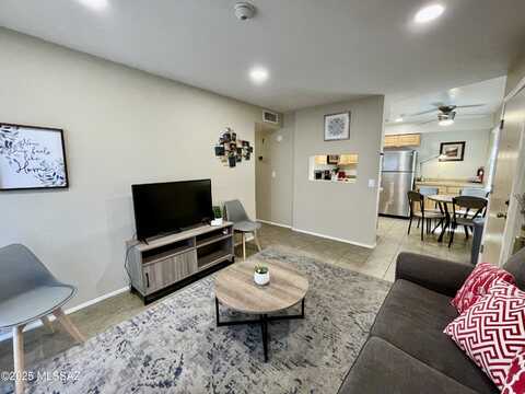 1810 E Blacklidge Drive, Tucson, AZ 85719