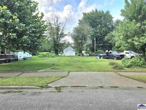 2330 3rd Avenue, Terre Haute, IN 47802