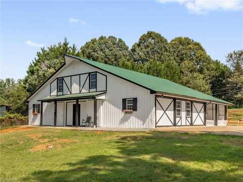 3243 Hauser Road, East Bend, NC 27018