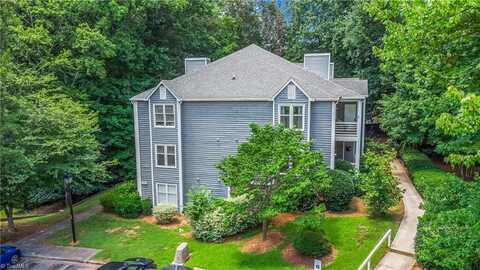 326 Meadows Circle, Winston Salem, NC 27104